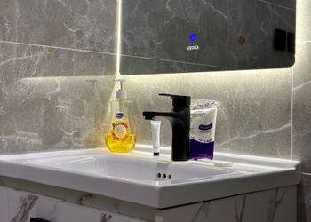استديو بسرير ماستر ودخول ذاتي