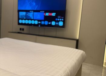 استديو هادئ بسرير ماستر 
