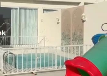 شاليه بمسبح والعاب أطفال