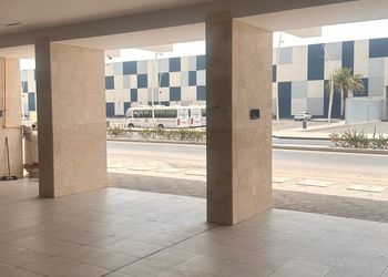 استديو هادئ بسرير ماستر