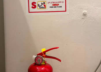 شقة بغرفة معيشة وغرفة نوم 