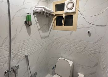 استديو هادئ بدخول ذاتي 