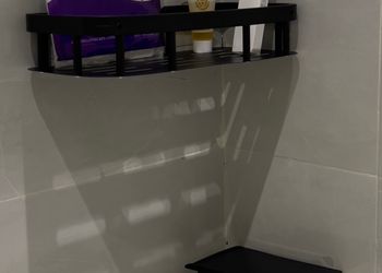 استديو هادئ بسرير ماستر
