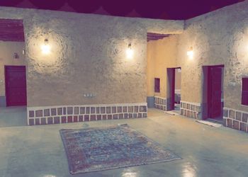 مزرعة بفيلا تراثية مودرن و إسطبل
