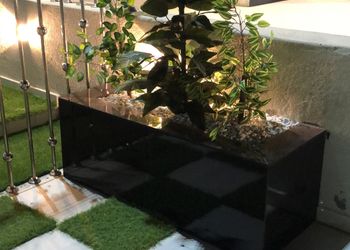 استراحة بمسبح بألعاب مائيه 