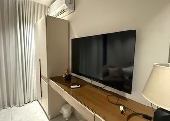 استديو بسرير ماستر