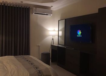 استديو بسرير ماستر وأثاث مريح