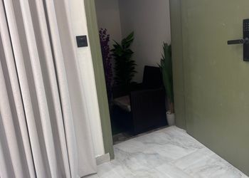 استديو هادئ بحديقة خارجية