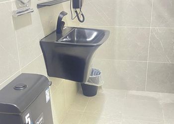استديو بدخول ذاتي وسرير ماستر 