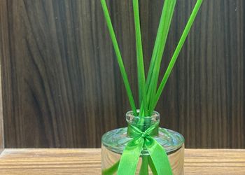 استديو بسرير ماستر وجلسة جانبية