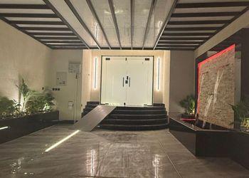 استديو هادئ بسرير ماستر