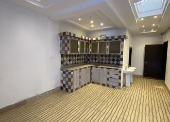 استراحة بمجالس ومسطح اخضر