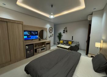 استديو بسرير ماستر
