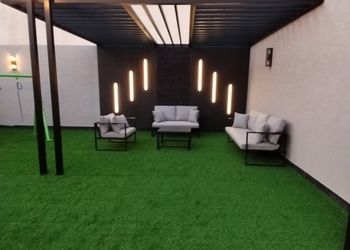 شاليه بمسطح اخضر