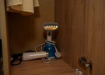 استديو بسرير ماستر وجلسة جانبية 