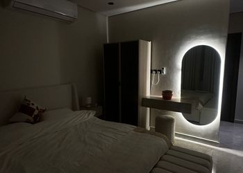 استديو هادئ بسرير ماستر 