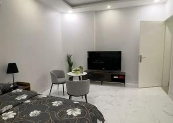 استديو بسرير ماستر