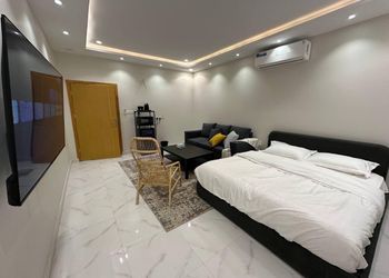 استديو بسرير ماستر ودخول ذاتي