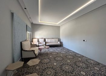 شاليه خاص مع ملعب بادل