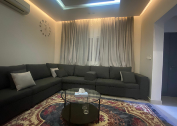 فيلا ٣ ادوار من ٥ غرف