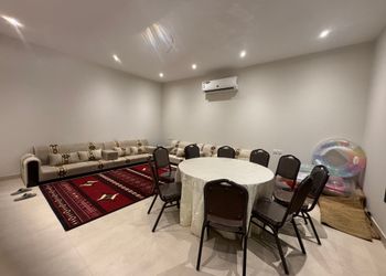 استراحة بجلسة خارجية ومسبح