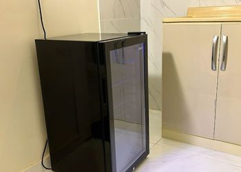 استديو هادئ بسرير ماستر