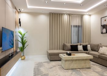 شقة بدخول ذاتي وتصميم أنيق 