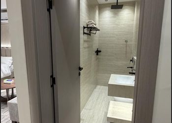 استديو بسرير ماستر وجلسة 