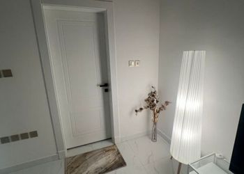 استديو هادئ بسرير ماستر 