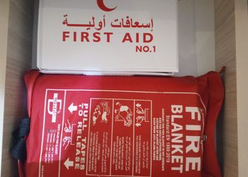 شقة بصالة وغرفتين نوم 
