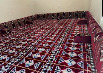 شاليه بمسطح اخضر و مسبح