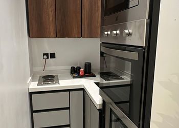 استديو بدخول ذاتي وسرير مريح 