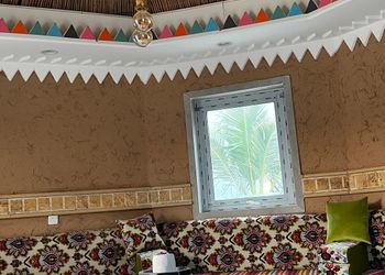 استراحه بمجالس انيقه وواسعه