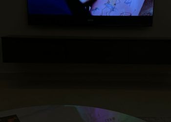 شقة بغرفة معيشة وغرفة نوم 