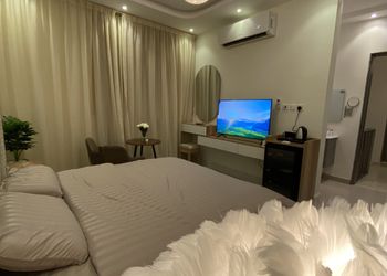 استديو بسرير ماستر ودخول ذاتي