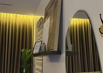 استديو بأثاث مريح وبسيط 