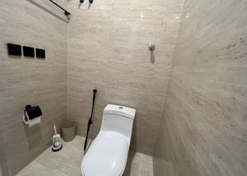 استديو بسرير ماستر وجلسة جانبية 