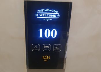 شقة بغرفتين نوم وصالة 
