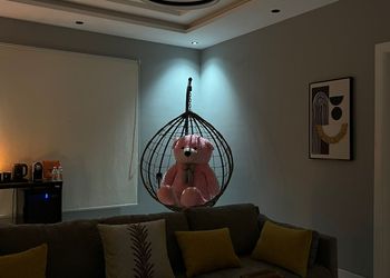 استديو بسرير ماستر