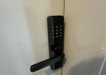 استديو بسرير ماستر