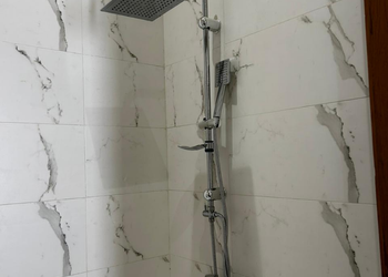 استديو بسرير ماستر وجلسة 