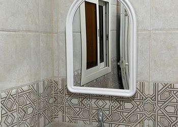 استديو هادئ بدخول ذاتي 