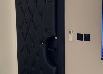 استديو بسرير ماستر وجلسة جانبية 