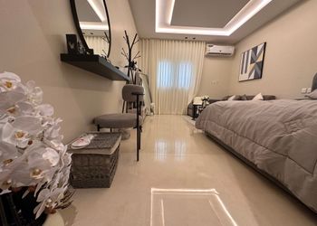 استديو هادئ بسرير ماستر 