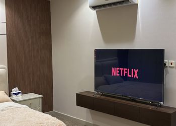 استديو بسرير ماستر وجلسة جانبية