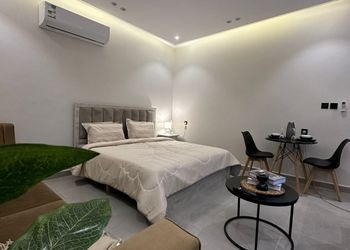 استديو بدخول ذاتي وسرير مريح 