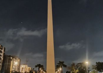شقة بدخول ذاتي وصالة هادئة