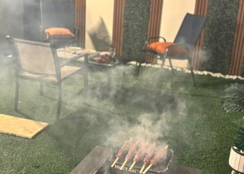استديو بسرير ماستر وجلسة خارجية