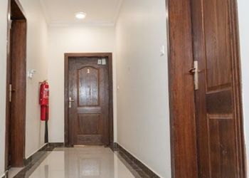 استديو بسرير ماستر 