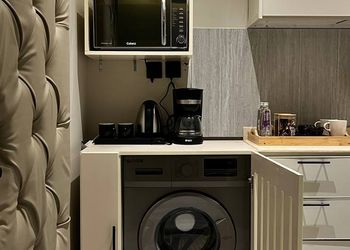 استديو هادئ بدخول ذاتي 
